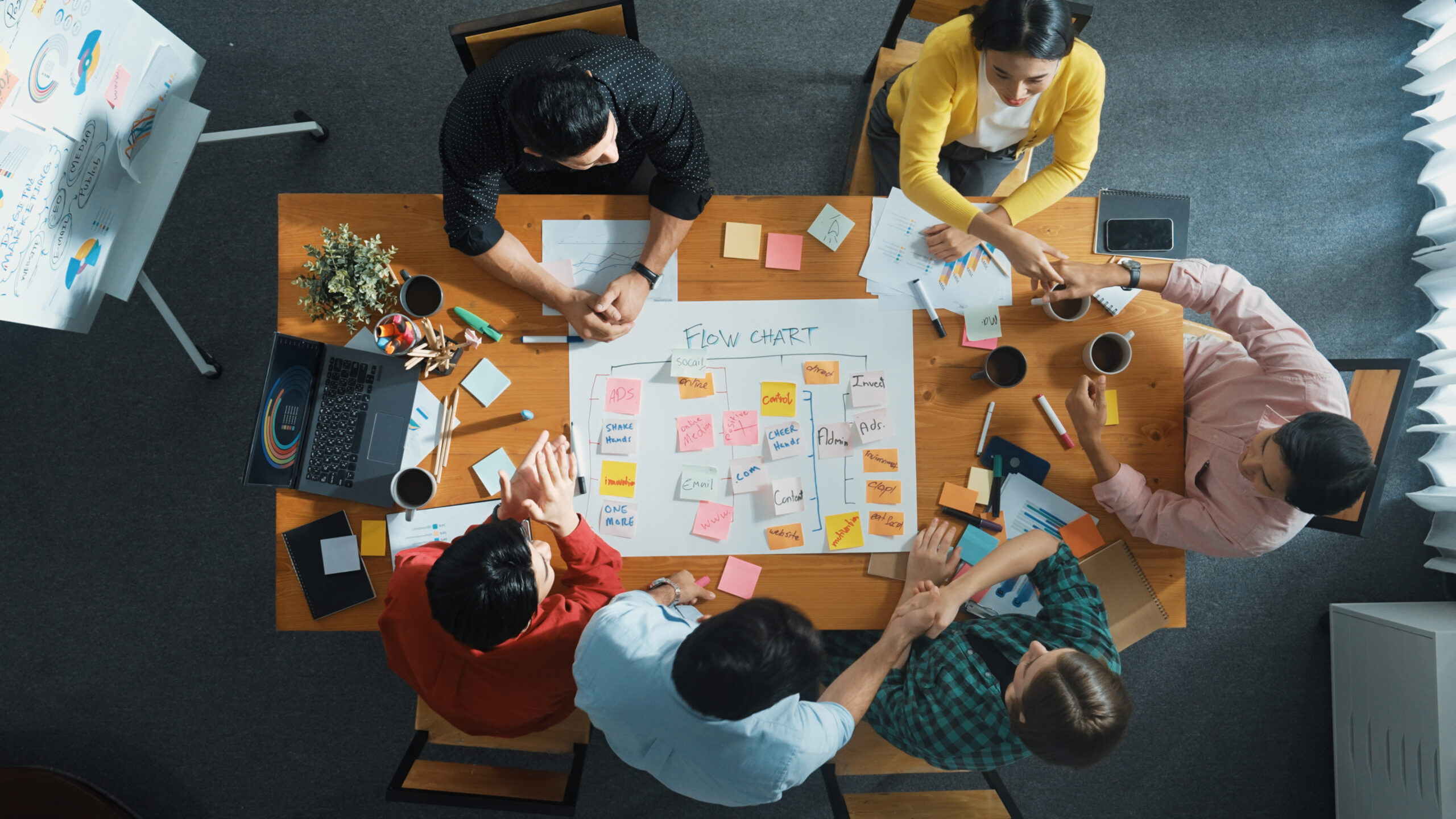 Leia mais sobre o artigo Como Construir uma Cultura de Inovação: Guia Completo para Executivos, Gestores e Diretores