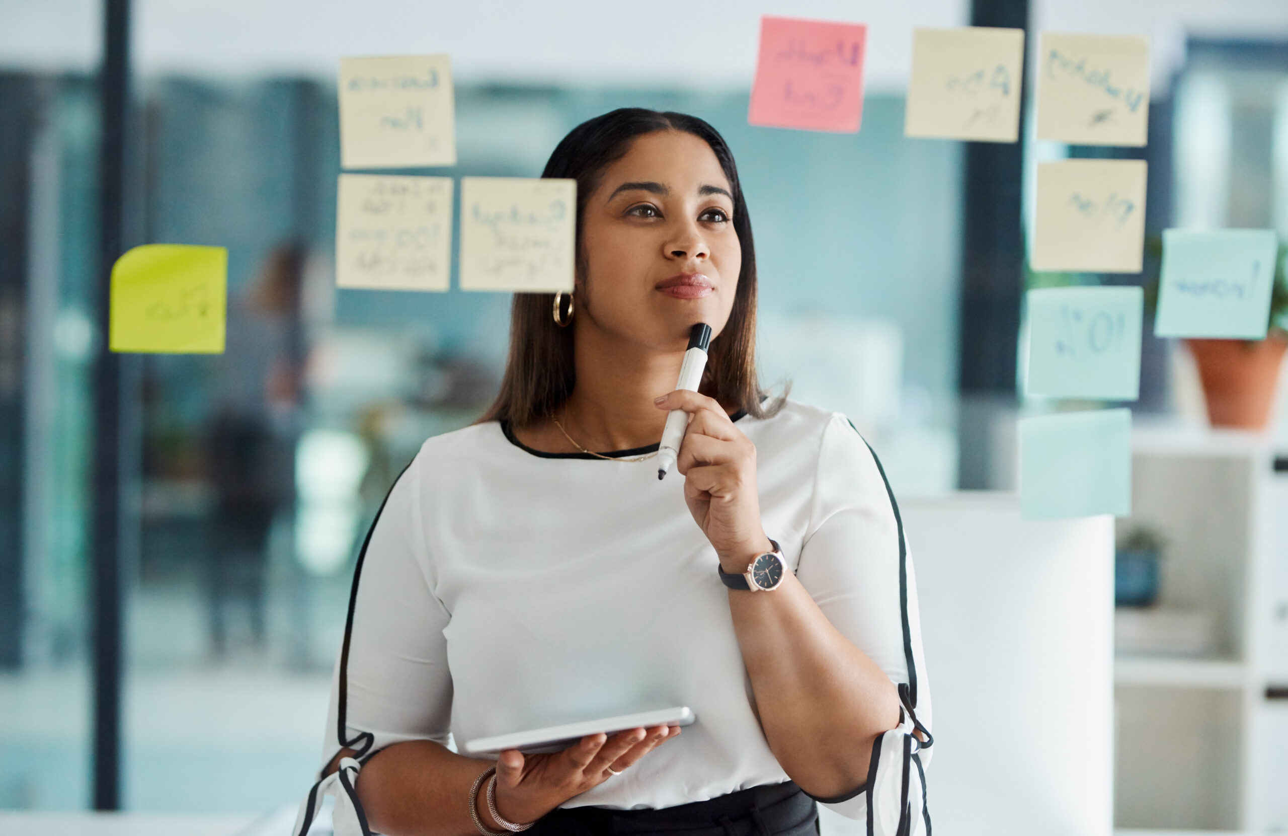 Leia mais sobre o artigo Design Thinking para Executivos: Guia Prático para Implementar Inovação Centrada no Usuário
